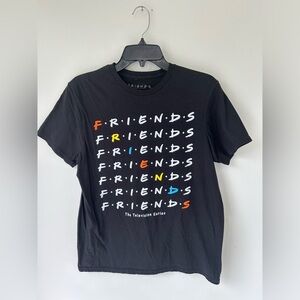 Friends T-shirt size medium